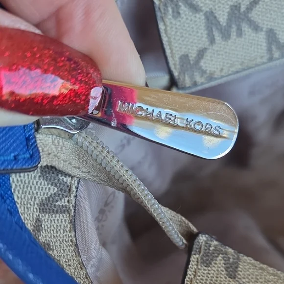 Michael Kors Signature Tote in Blue and Tan - Picture 11 of 16